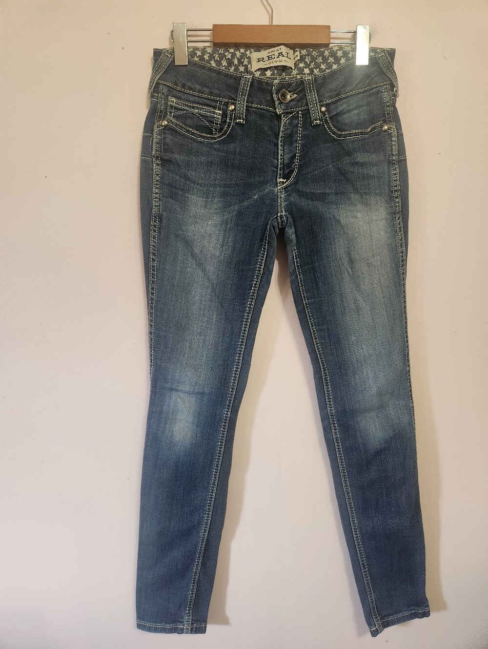 Ariat REAL Denim Mid Rise Outseam Ella Skinny Jeans Whisker Wash Western Size 28